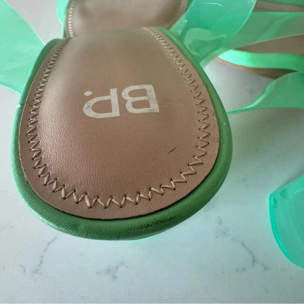 BP. Nola sandal in green size: 9